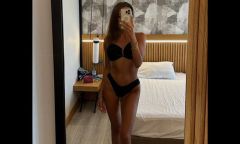 Индивидуалка Вика  Тел. +7 937 557-55-51